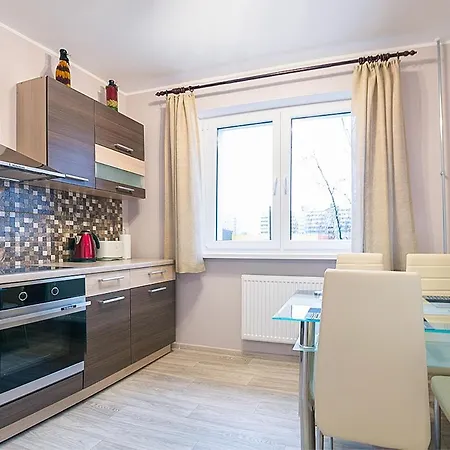 Apartment Pae 84 Airport 2 Km *